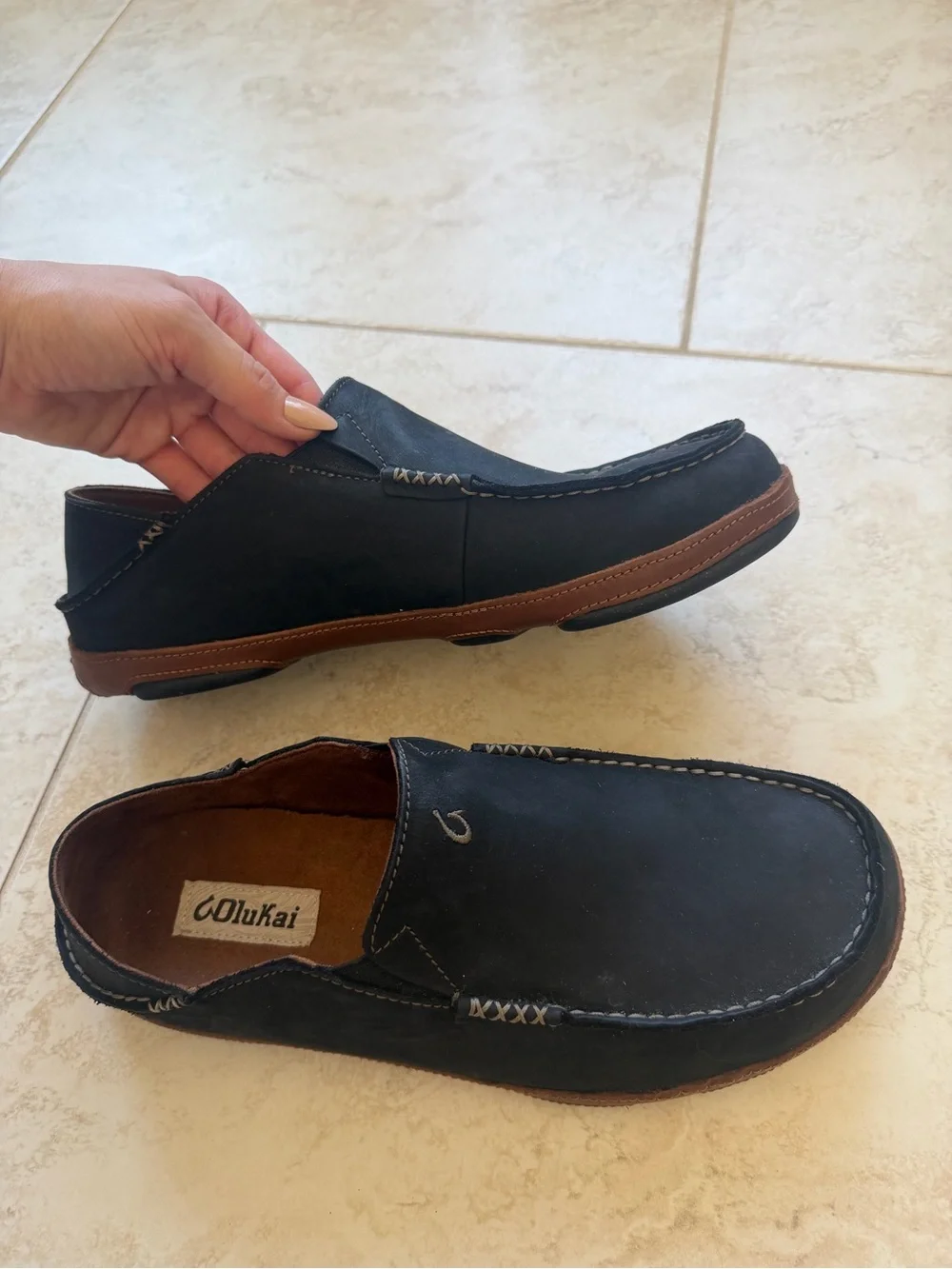 OLUKAI Black Moloa Leather Slip On Shoes